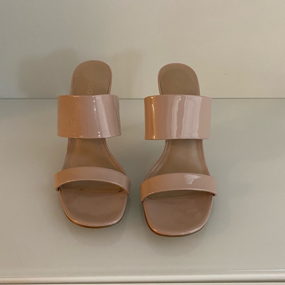 Aldo Patent Leather Heels. Size 10